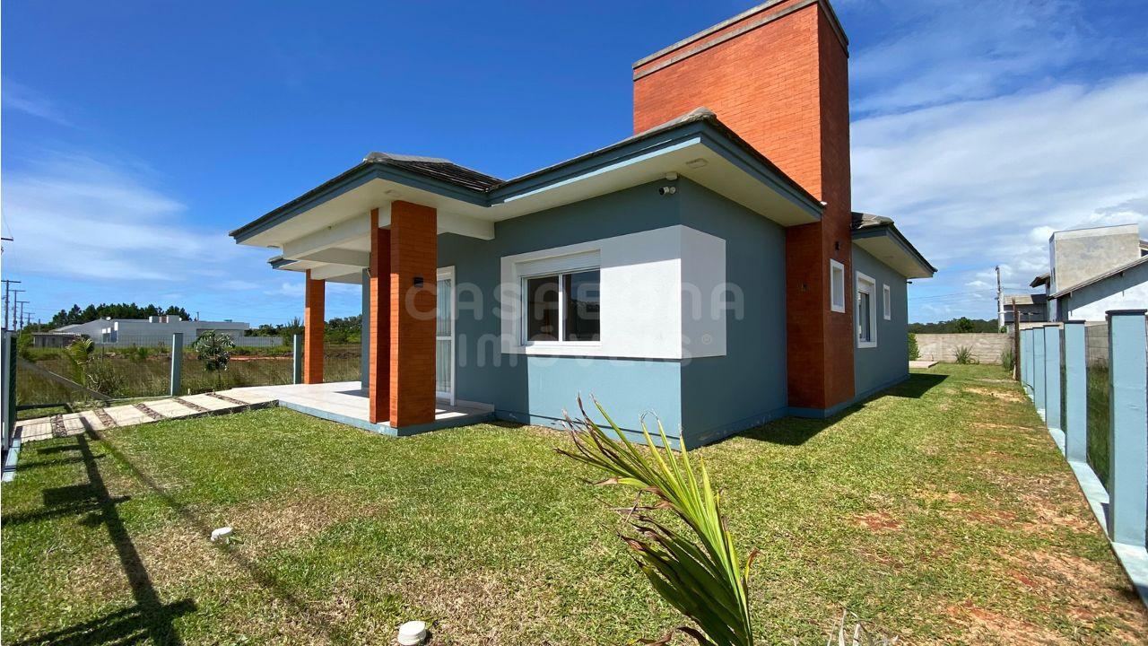 Casa à Venda em Arroio do Sal - Jardim Raiante