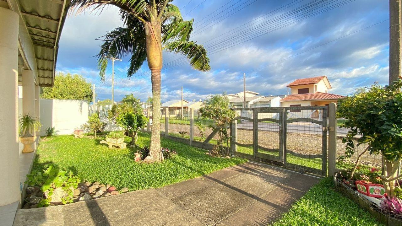 Charmosa Casa em Vista Alegre, Arroio do Sal: Vida Próxima ao Mar e ao Centro