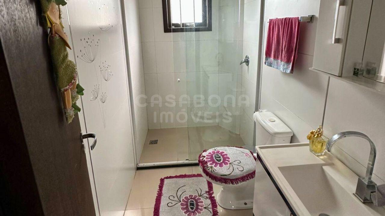 Espaçosa Casa de Esquina em Arroio do Sal - 800m do Mar