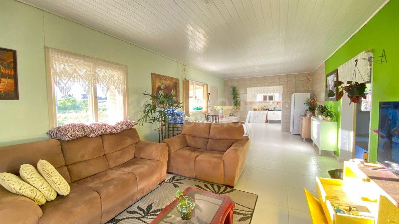 Charmosa Casa em Vista Alegre, Arroio do Sal: Vida Próxima ao Mar e ao Centro