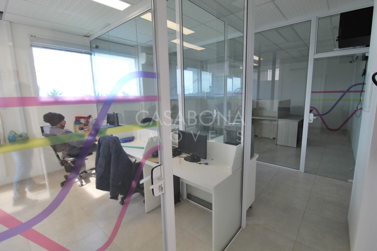 Excelente Pavilhão Comercial à Venda - Bairro Quatro Lagos, Arroio do Sal