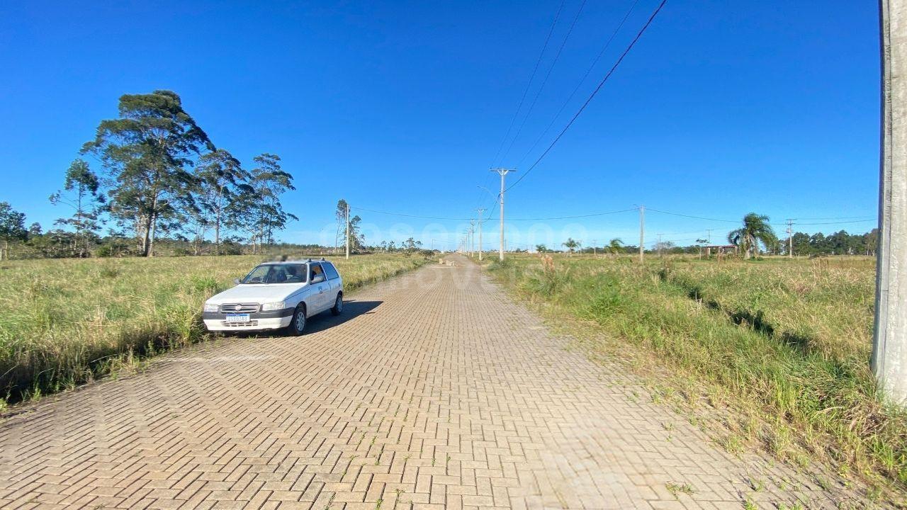 Terreno com frente norte no Loteamento Mar Del Plata