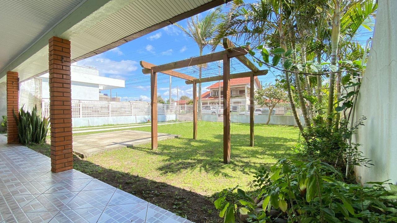 Residência em Localização Privilegiada - Areias Brancas