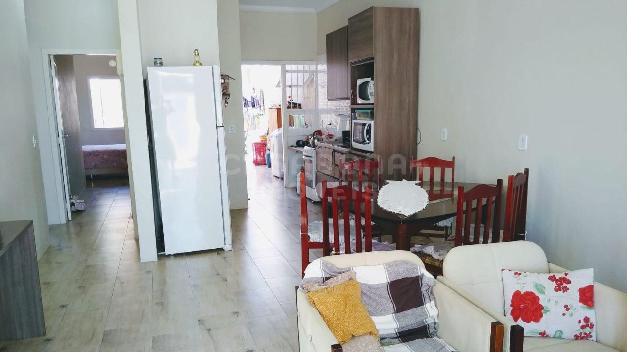 Casa à Venda em Terra de Areia - Bairro Curumim, a 800m do Mar