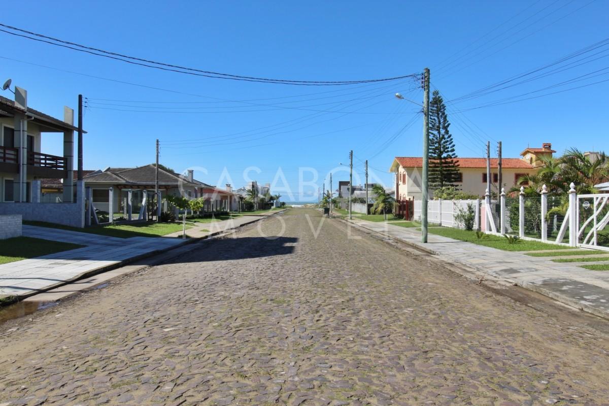 Residência Exclusiva Próxima ao Centro e ao Mar