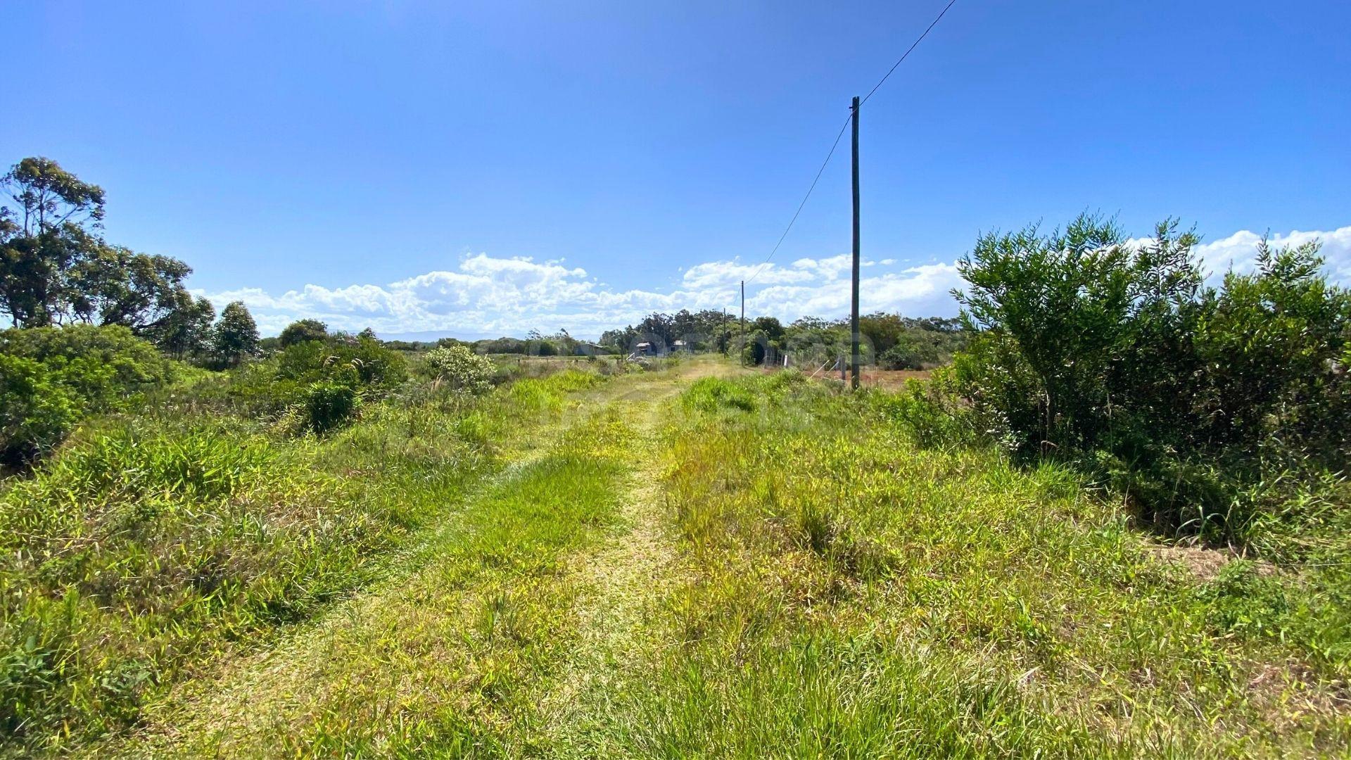 Terreno com Posição Solar Norte em Localização Perfeita para Construir