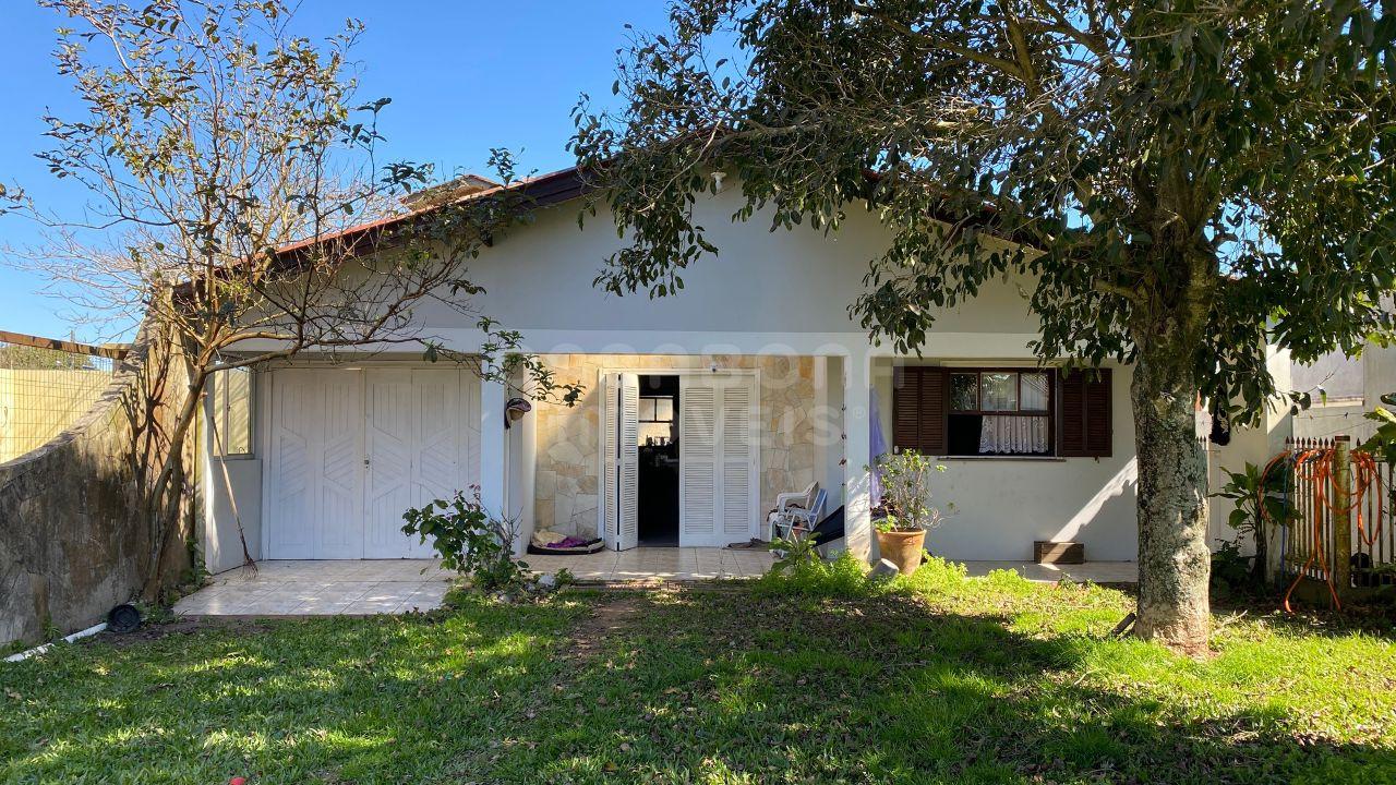 Encantadora Casa à Venda em Arroio do Sal – Bairro Figueirinha