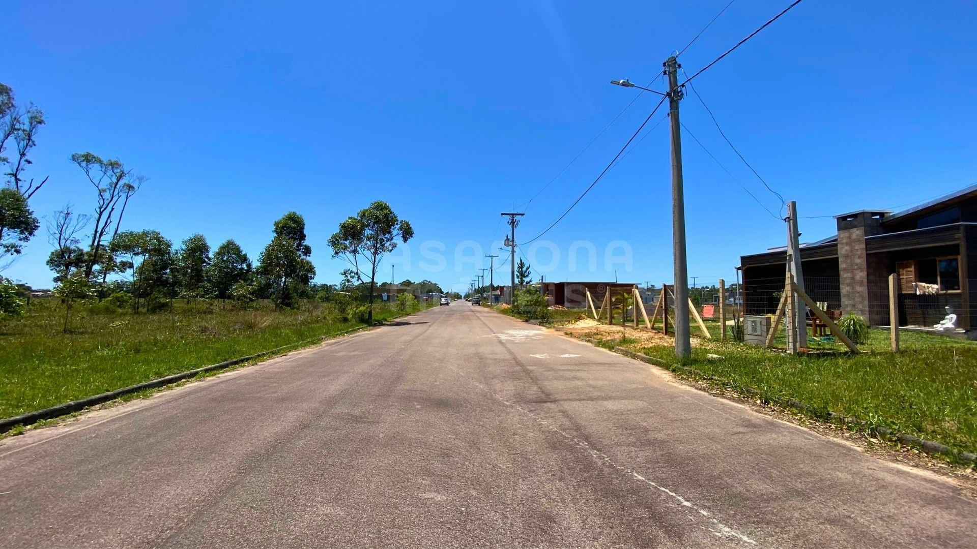 Terreno amplo no Loteamento Jardim Raiante em Arroio do Sal
