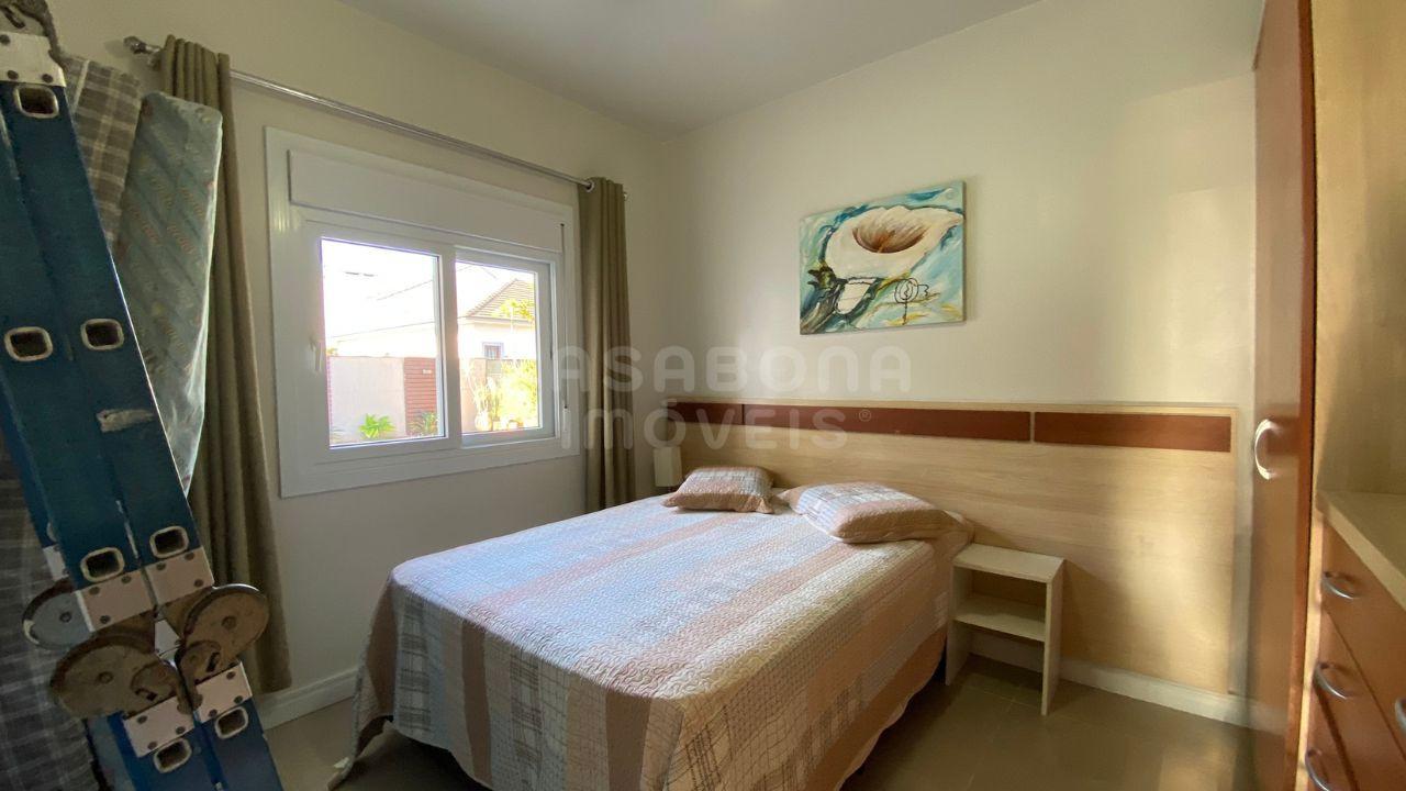 Casa Mobiliada com Piscina a 500m da Praia no Bairro Vista Alegre