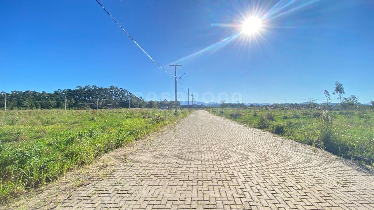 Terreno com frente norte no Loteamento Mar Del Plata