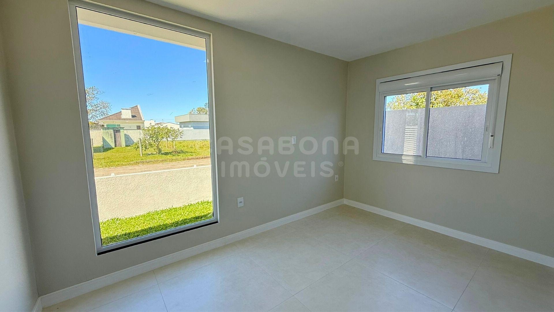 Casa nova e moderna a poucos metros da praia no Camboim – Arroio do Sal