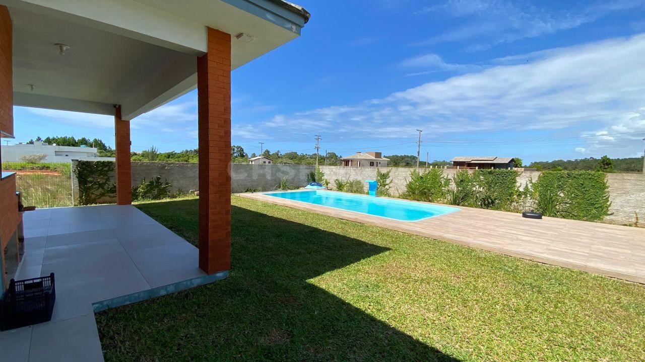 Casa à Venda em Arroio do Sal - Jardim Raiante