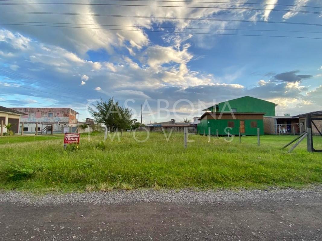 Lindo Terreno em Rua Residencial no Balneário Figueirinha, Arroio do Sal
