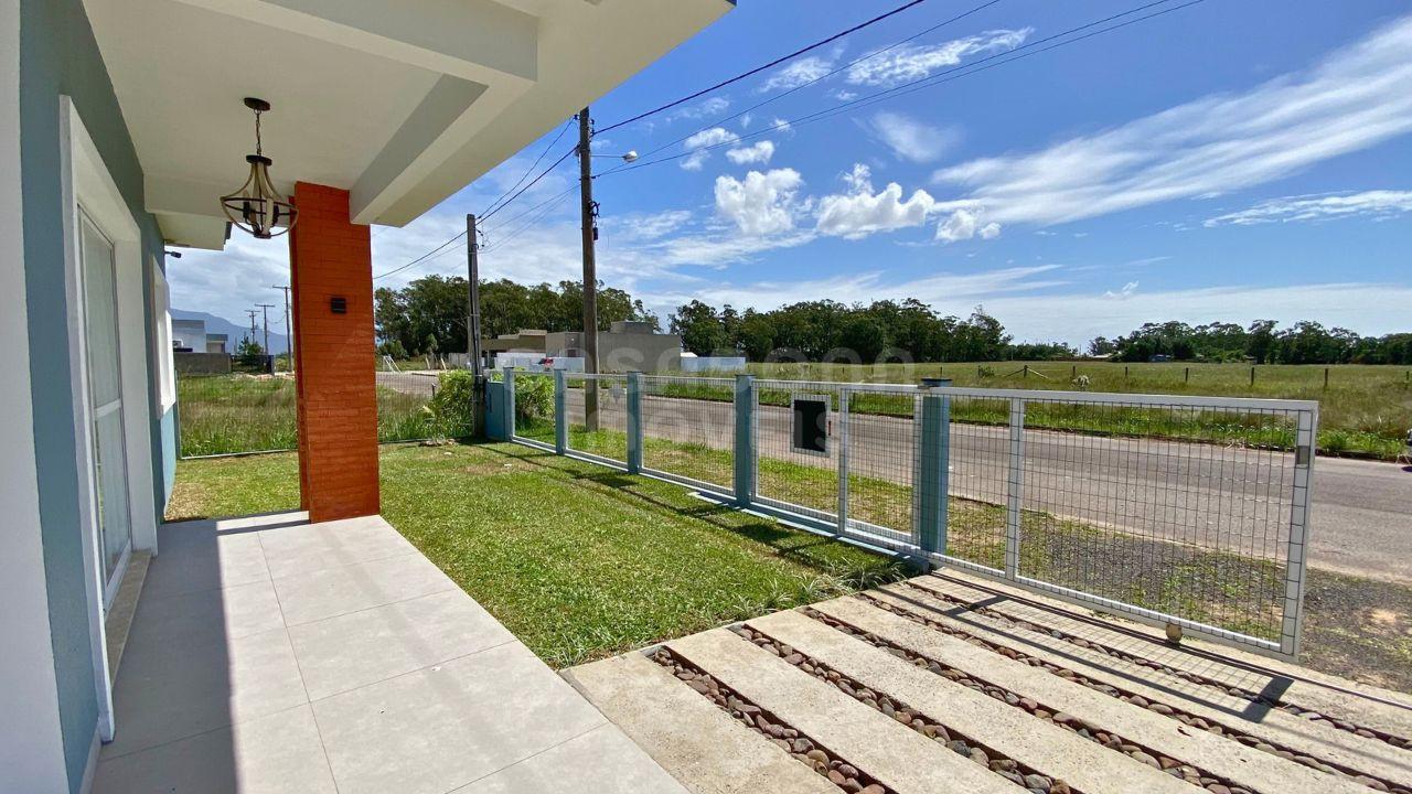 Casa à Venda em Arroio do Sal - Jardim Raiante