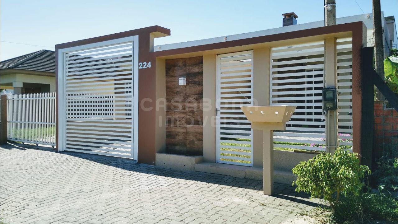 Casa à Venda em Terra de Areia - Bairro Curumim, a 800m do Mar
