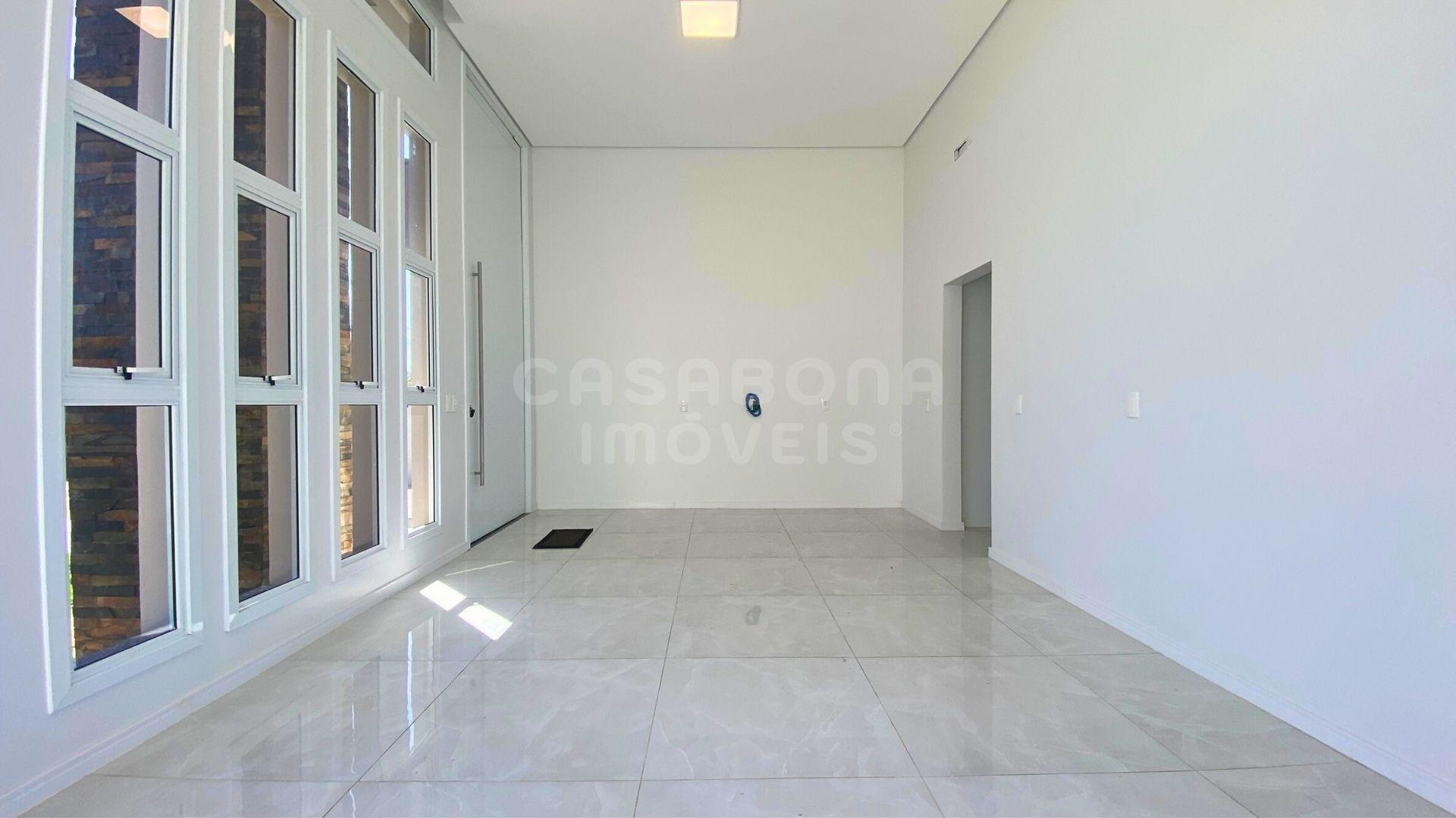 Sofisticação e Tecnologia em Cada Detalhe — Casa de Alto Padrão com Piscina em Arroio do Sal