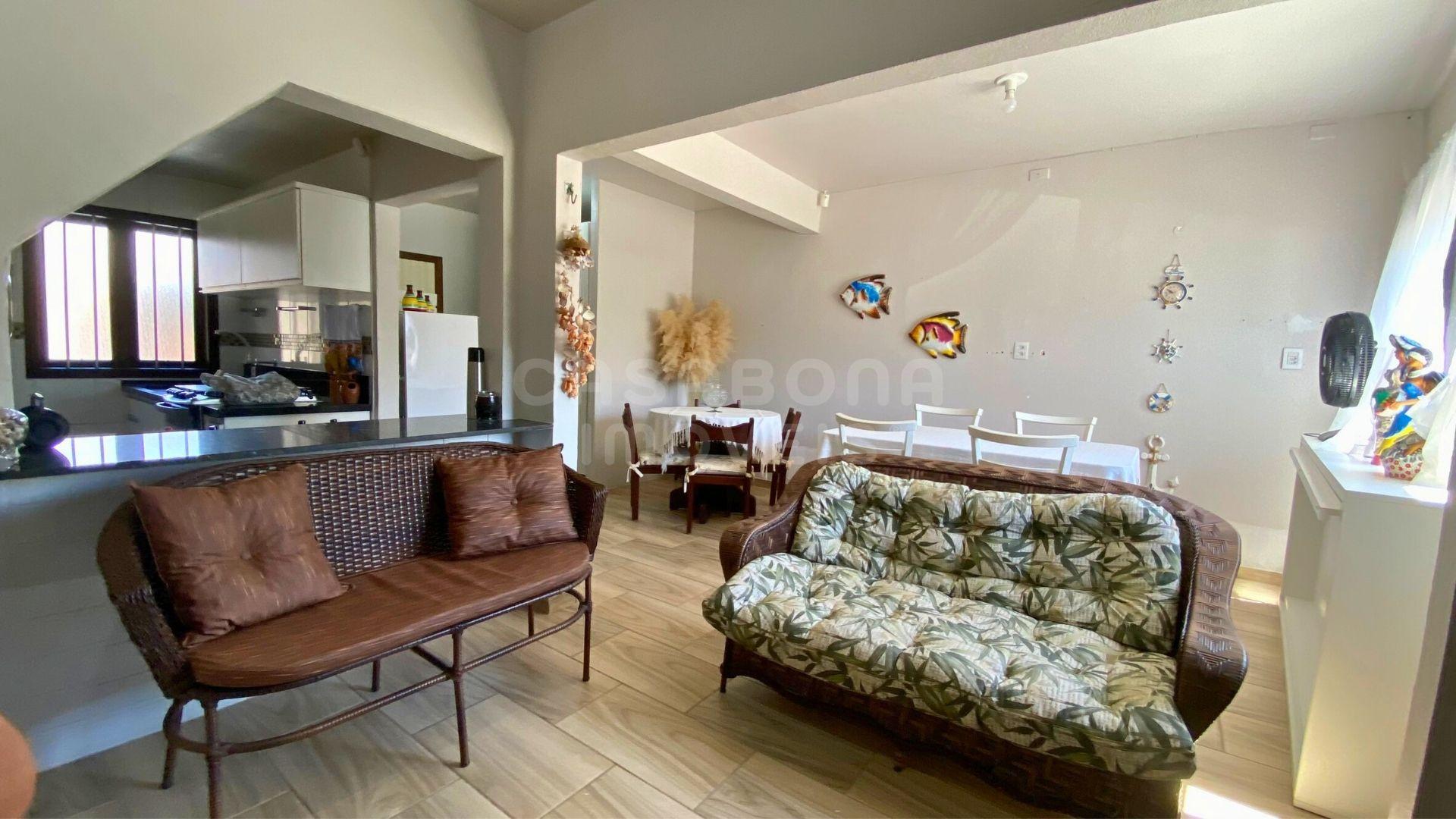 Apartamento mobiliado próximo ao centro e da praia em Arroio do Sal