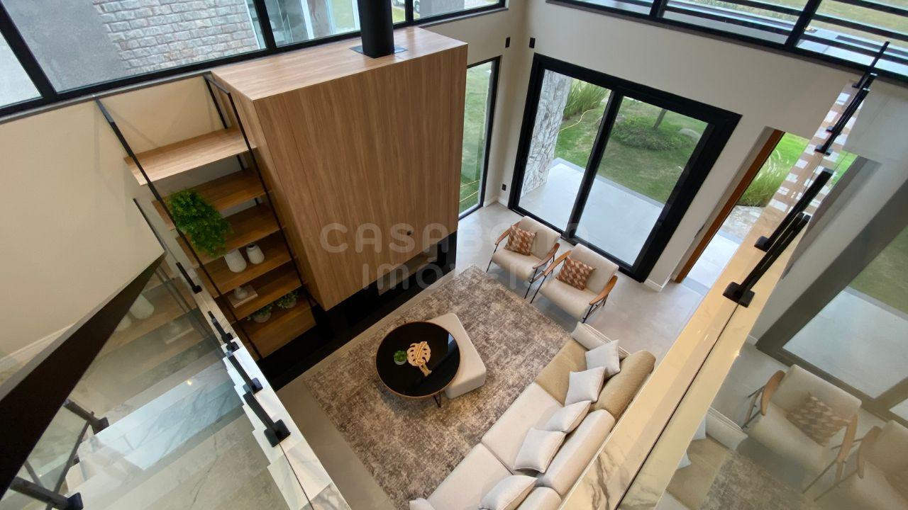 Casa Alto Padrão no Condomínio Arenas Curumim – Capão da Canoa