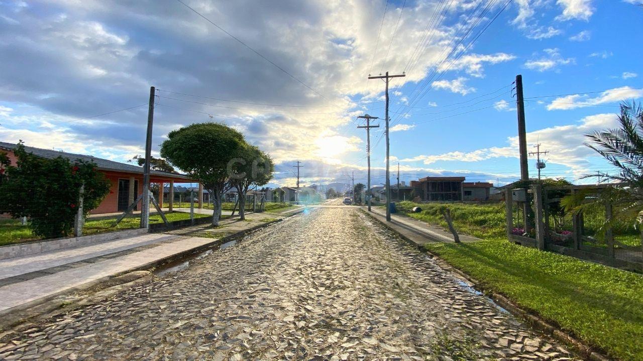 Charmosa Casa em Vista Alegre, Arroio do Sal: Vida Próxima ao Mar e ao Centro
