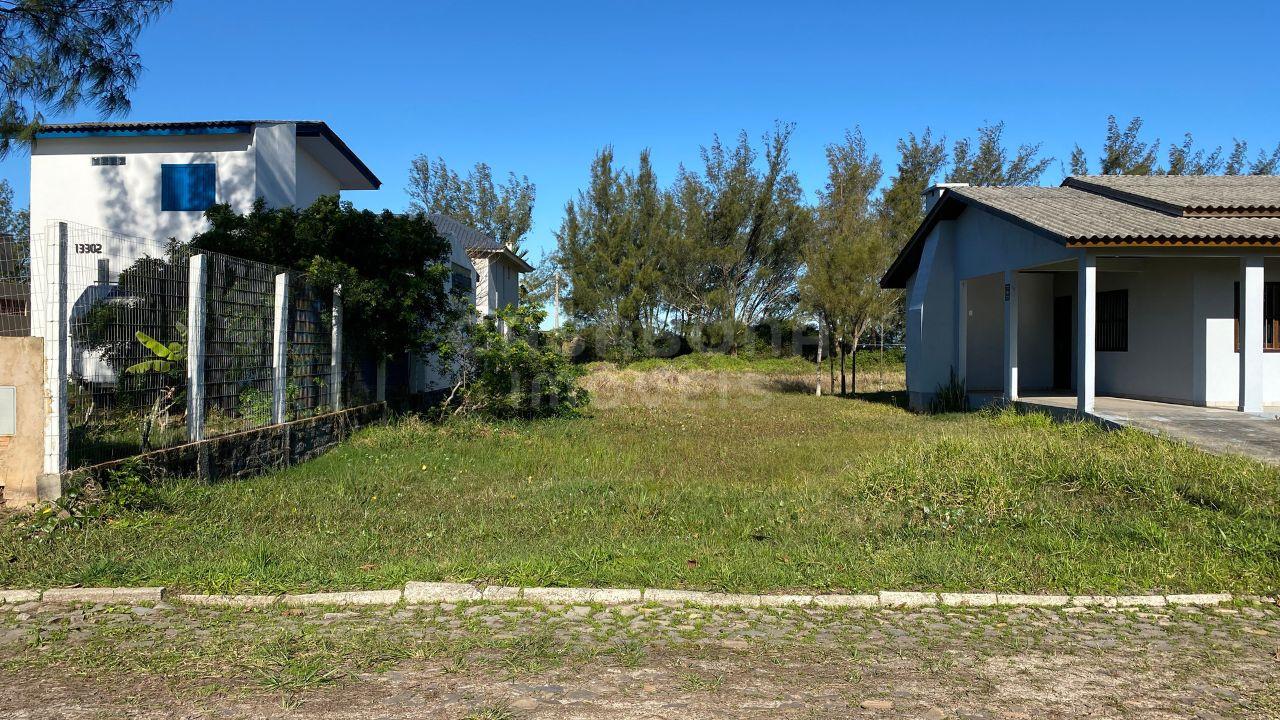 Terreno a 80 Metros da Praia em Arroio do Sal