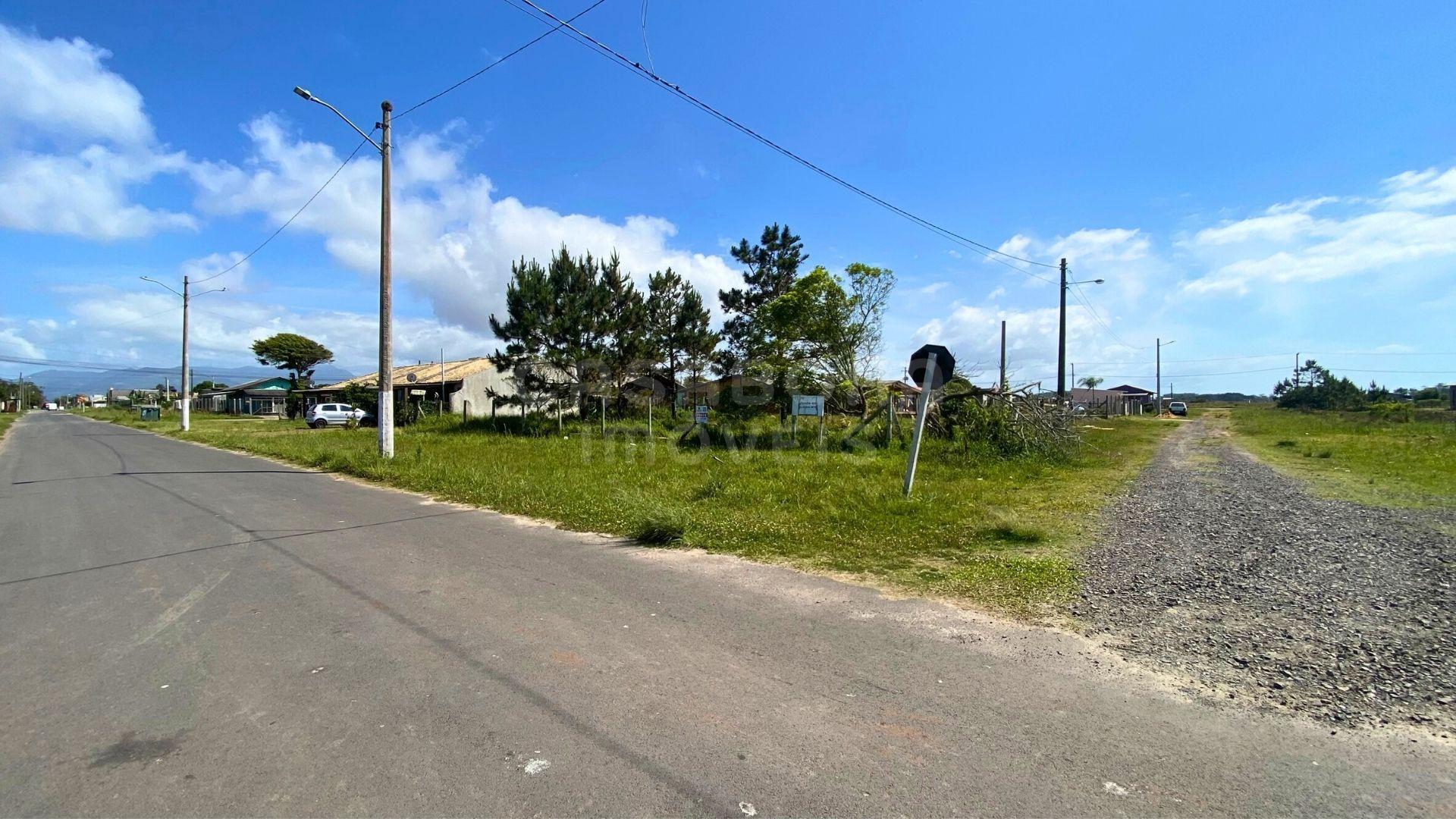 Terreno de Esquina no Bairro Quatro Lagos – Localização Privilegiada em Arroio do Sal