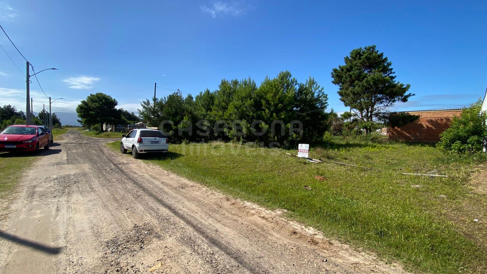 Terreno 10 x 30 no Balneário Figueirinha – Amplo, Bem Localizado e Pronto para Construir