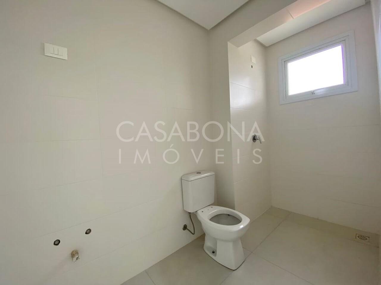 Refúgio à Beira-Mar: Aconchegante Apartamento no Balneário Jardim Raiante