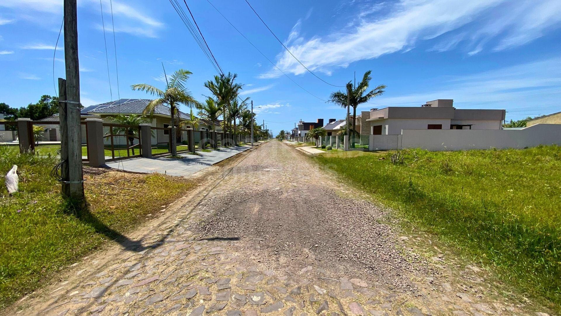 Terreno Amplo com Excelente Acesso