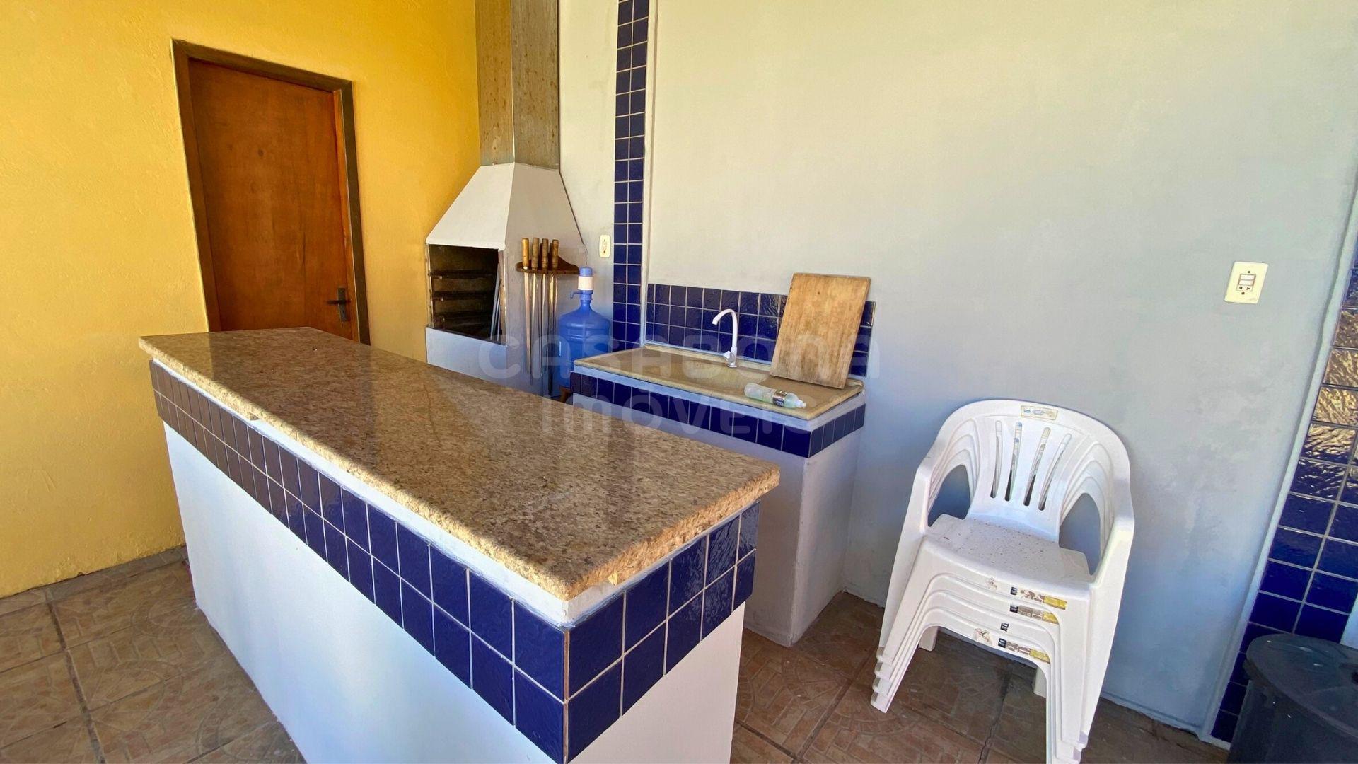 Casa com piscina a apenas 100 metros da praia em Arroio do Sal!