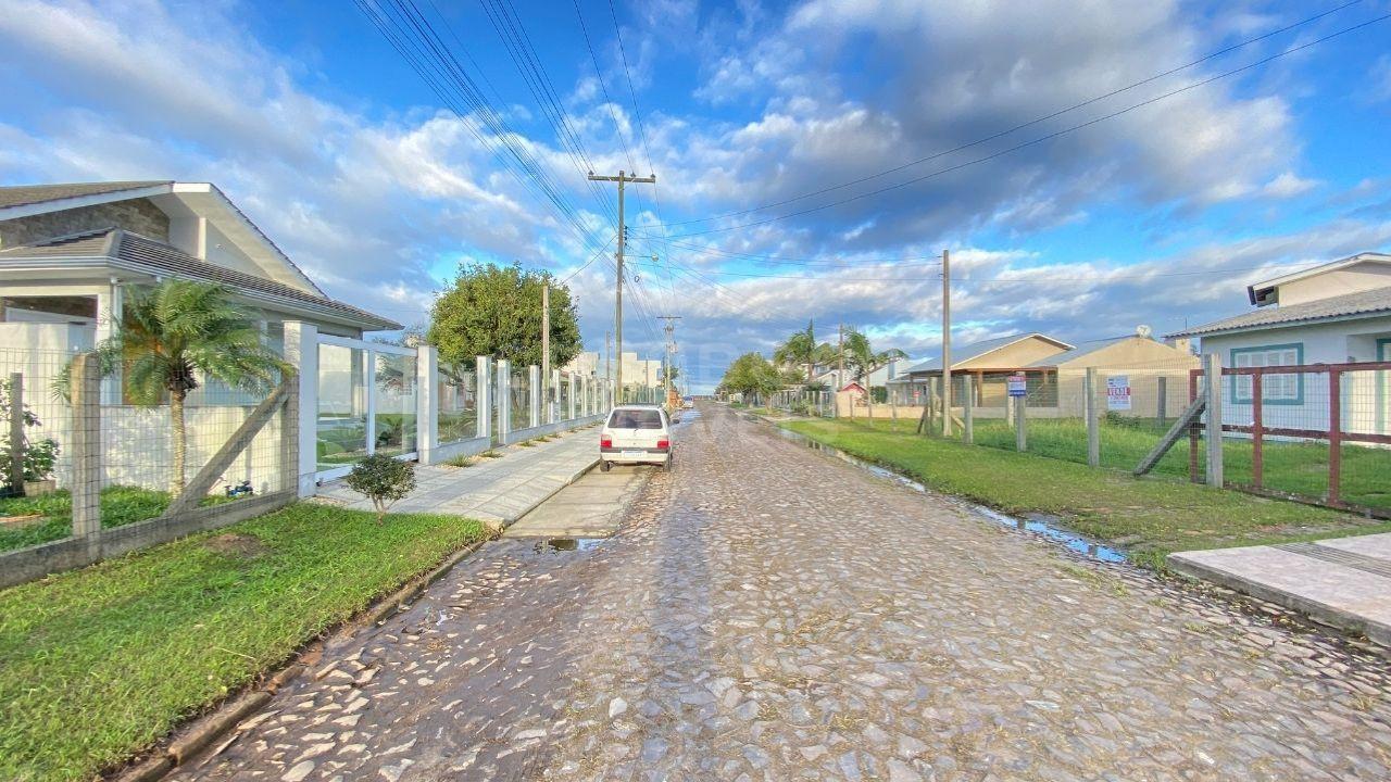 Charmosa Casa em Vista Alegre, Arroio do Sal: Vida Próxima ao Mar e ao Centro