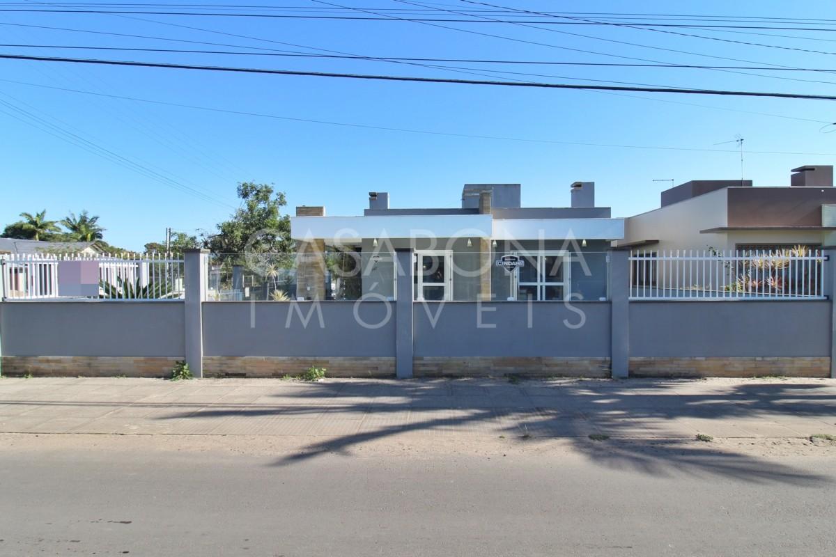 Viva o Sonho à Beira-Mar: Casa Incrível a Poucos Passos do Oceano