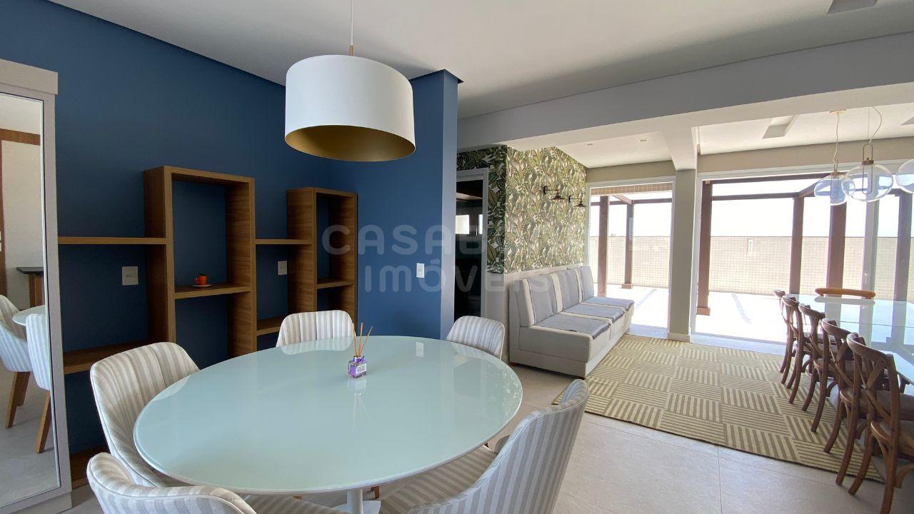 Refúgio à Beira-Mar: Aconchegante Apartamento no Balneário Jardim Raiante