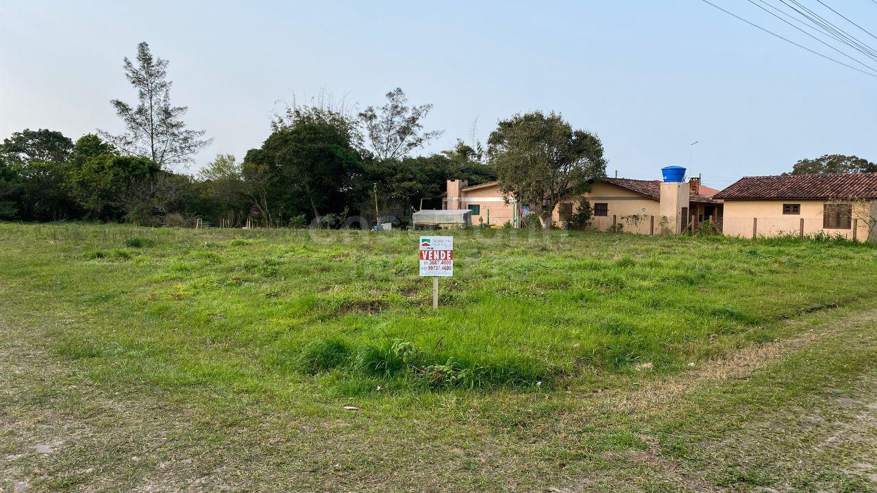 Terreno Amplo à Venda em Arroio do Sal: Ideal para Investimento ou Construção