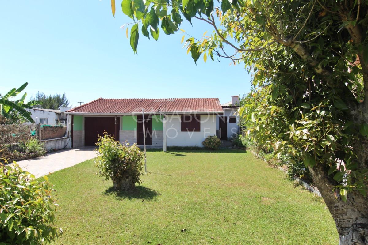 Casa Simples à Venda em Arroio do Sal - Bairro Pérola, Próxima ao Mar