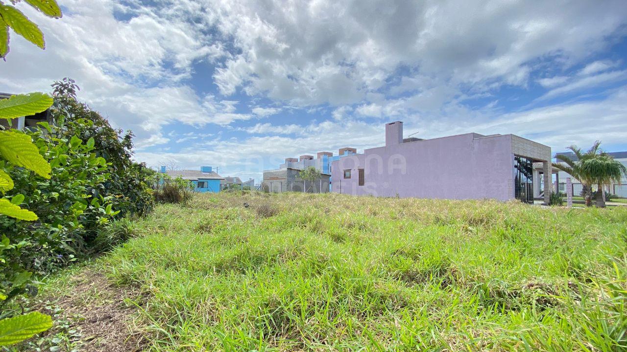 Oportunidade Única - Terreno na Praia Camboim