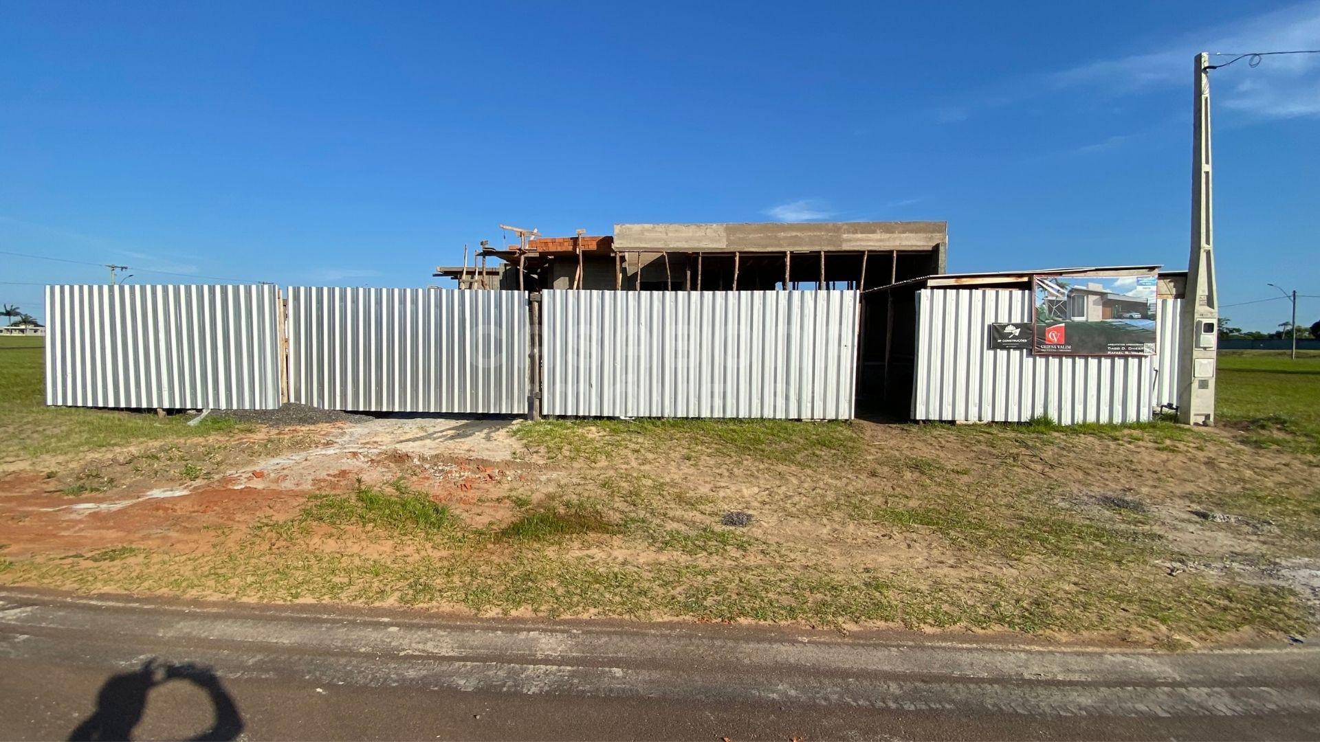 Casa de Alto Padrão no Condomínio Parque das Figueiras