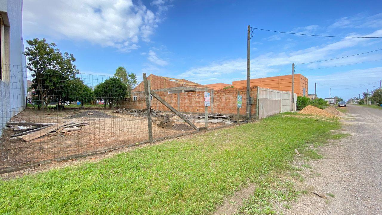 Terreno à Venda em Arroio do Sal
