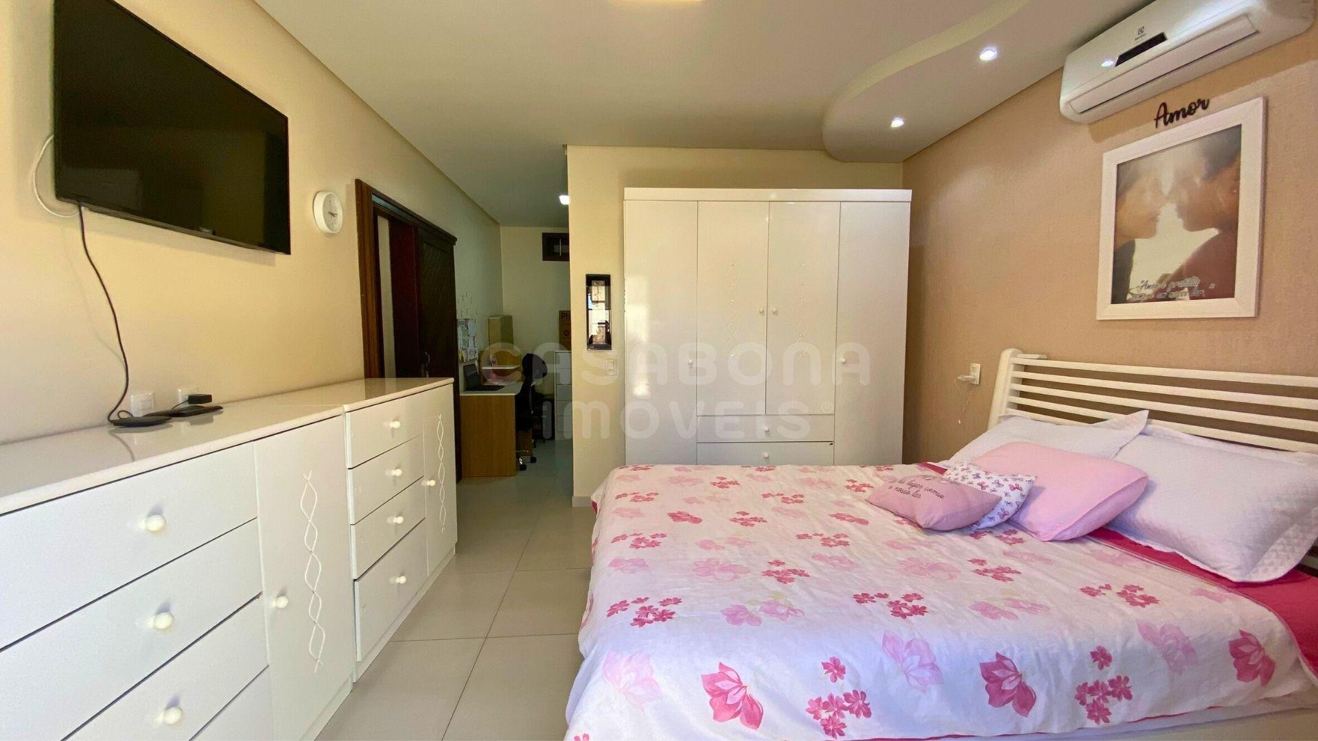 Casa moderna com piscina e quiosque no bairro Verde Mar em Arroio do Sal