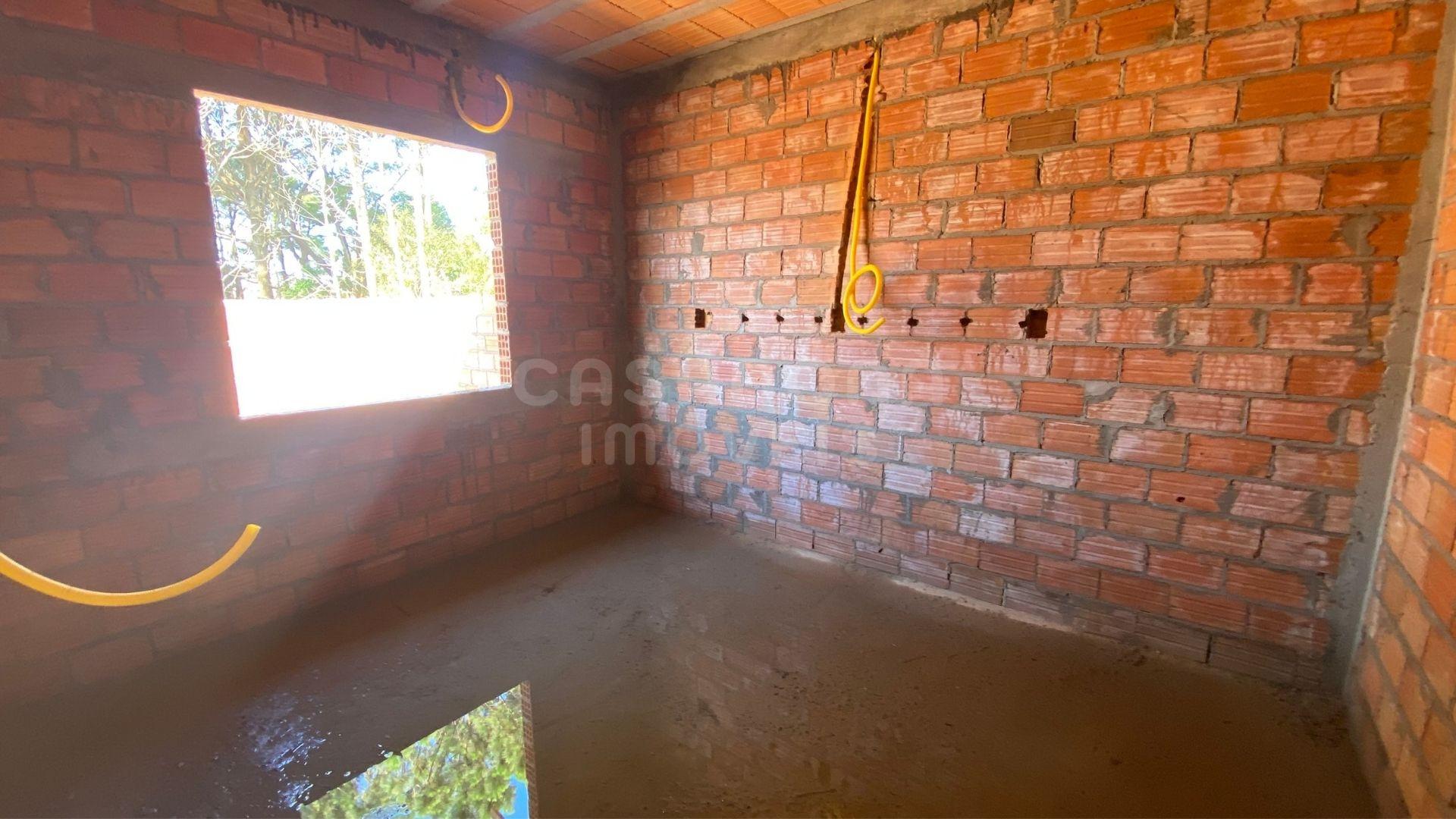Casa com Piscina e Suíte no Bairro Vista Alegre em Arroio do Sal