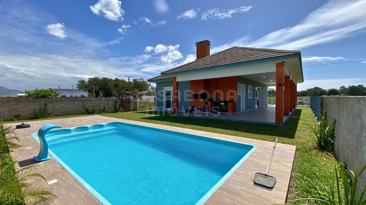 Casa à Venda em Arroio do Sal - Jardim Raiante