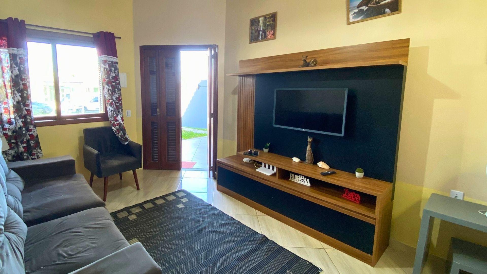 Casa Mobiliada com Churrasqueira e Posição Solar Privilegiada no Jardim Olívia – Arroio do Sal