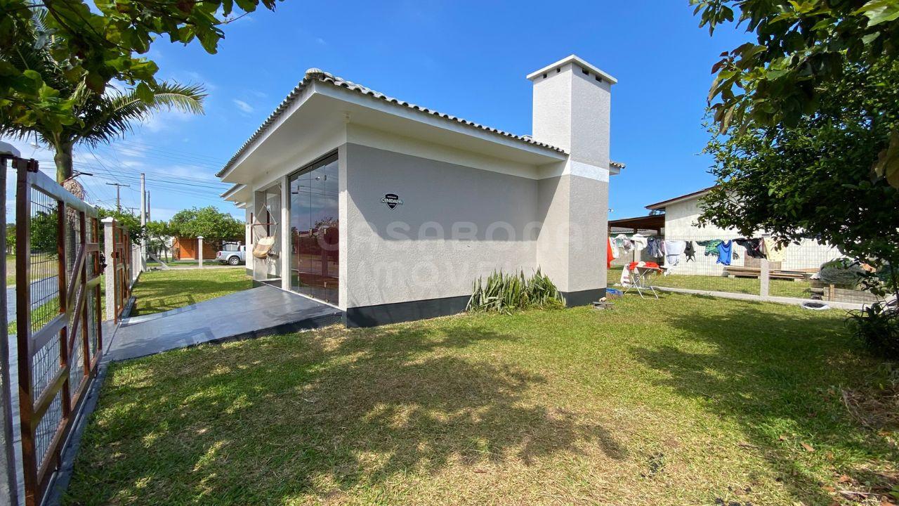 Casa de Esquina em Areias Brancas – Arroio do Sal