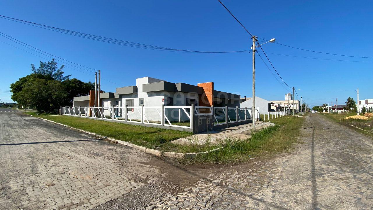 Casa de esquina no Bairro Vista Alegre