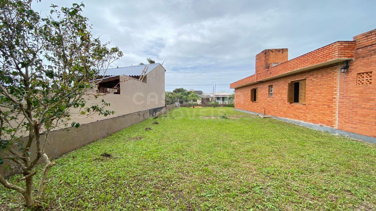 Casa à Venda no Jardim Olivia, Arroio do Sal  