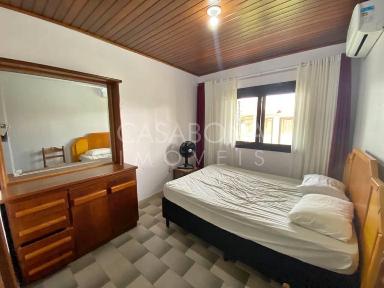 Conforto e praticidade a poucos metros do mar na Areias Brancas