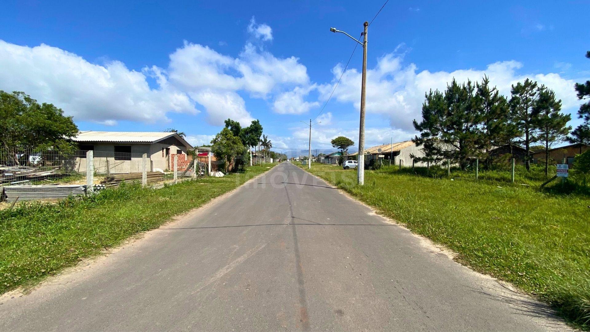 Terreno de Esquina no Bairro Quatro Lagos – Localização Privilegiada em Arroio do Sal