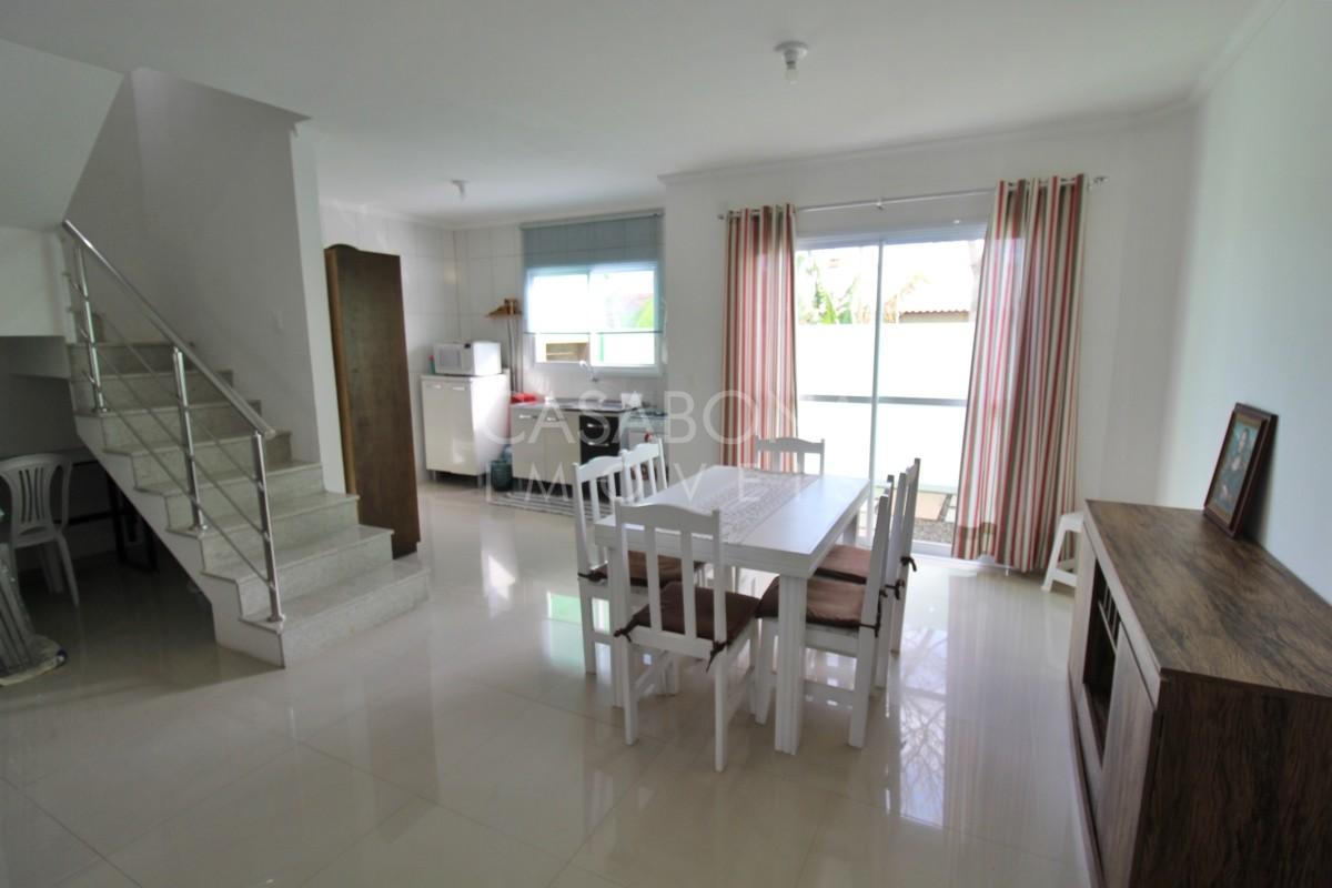 Sobrados Geminados Próximos à Praia - Oportunidade Única