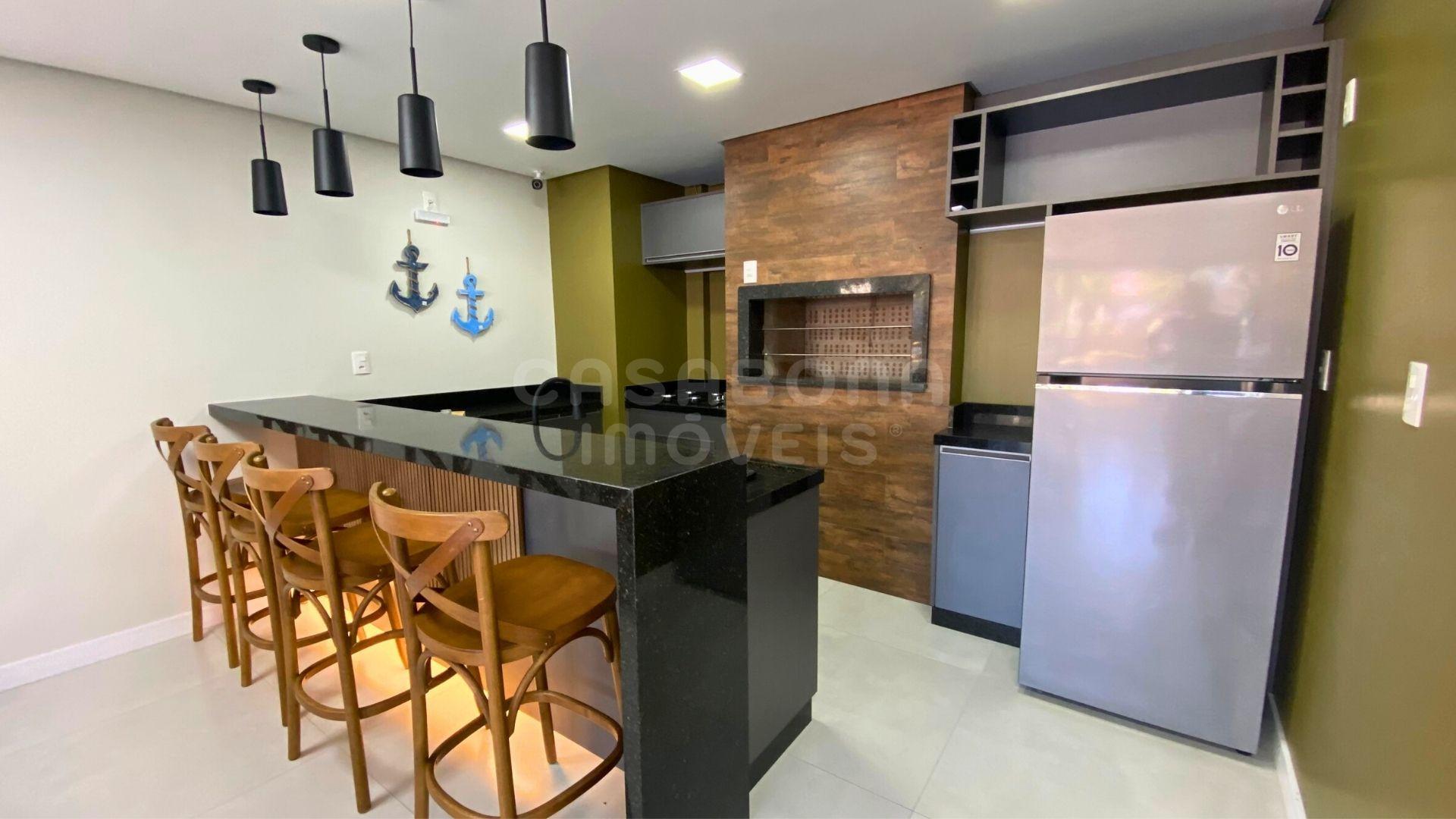 Apartamento amplo e elegante, perfeito para quem busca conforto e praticidade