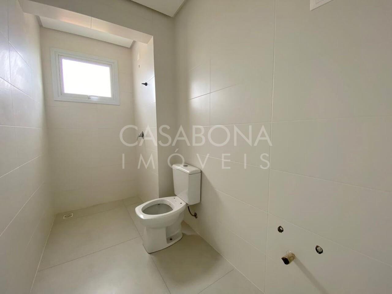 Refúgio à Beira-Mar: Aconchegante Apartamento no Balneário Jardim Raiante