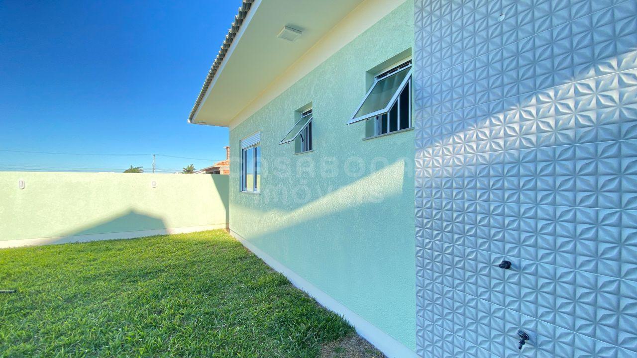 Casa à Venda em Arroio do Sal - Bairro Camboim